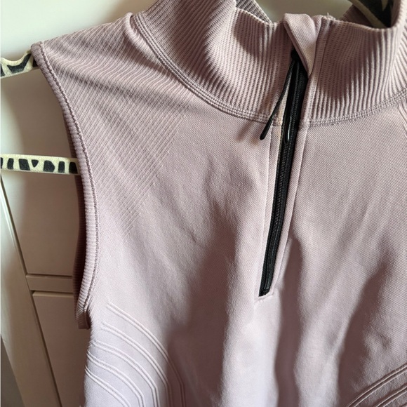 Pink Sleeveless Polo Crop Tank Top - Picture 2 of 5